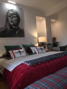 Sejours chez l'habitant La Maison Carree - Villa de charme - Clim & Piscine chauffee : photos des chambres