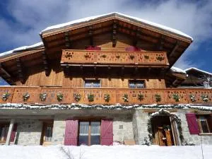 Le Trédard magnifique chalet 10 personnes face aux 3 vallées sur les hauteurs de Bozel - 穆捷