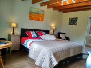 B&B / Chambres d'hotes Luxury B&B Maison a votre Sante, in Bordeaux wine region : photos des chambres