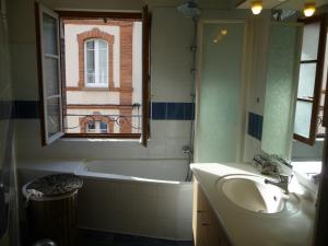 Appartements Appartement dans le cloitre Saint Salvy a Albi. : photos des chambres