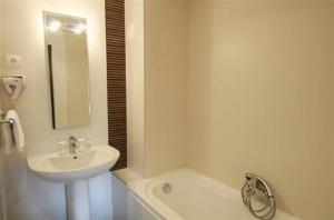 Hotels Hotel Ariane & SPA : Chambre Triple