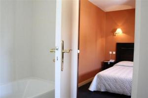 Hotels Hotel Ariane & SPA : photos des chambres
