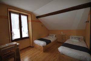 Hotels Auberge du Herisson : Chambre Lits Jumeaux