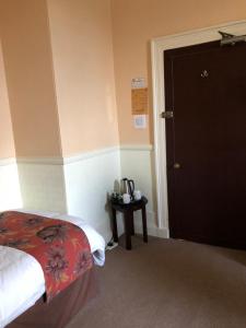 Crown Guest House