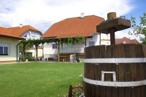 Gästehaus Lackenblick