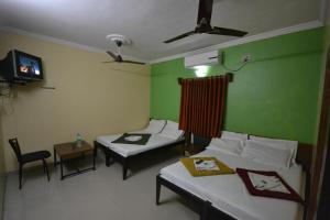 Hotel Madhava
