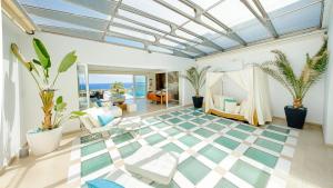 Luxury Bay View Villa 28 Right On The Beach