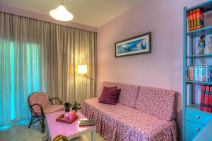 Blue Petal Apartment, Relaxed Heraklion Stay
