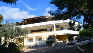 Chrissa Camping Rooms & Bungalows Parnassos Greece