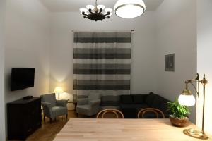 APARTAMENT na DLUGIEJ