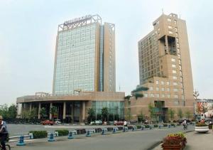 E Mei Shan Century Sunshine Shangsai Hotel