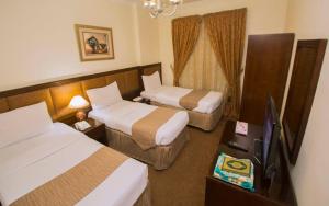 Family Room room in Anwar Al Zahraa Hotel