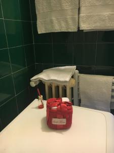 Europa Red Apartment