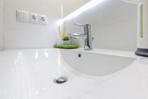 Apto con vistas a la catedral y aire acondicionado