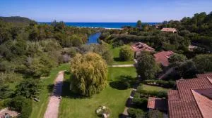 Lavu Santu - 韦基奥圣露西港口