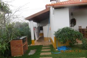 Casa da Avó, campo praia a 2 kms do mar