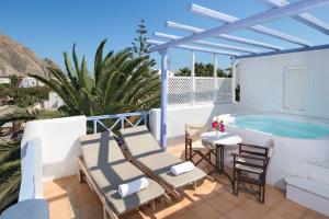 Meltemi Luxury Suites Santorini Greece