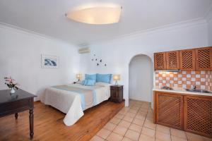 Studio room in Meltemi Luxury Suites