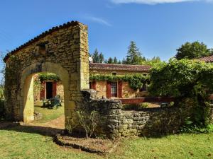 Maison De Vacances - Loubejac 12, Nyaralók - Saint-Cernin-de-lʼHerm