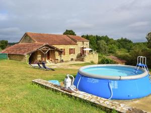 Maisons de vacances Heavenly holiday home with swimming pool and large garden : photos des chambres