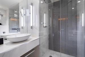 Hotels Hotel Dress Code : photos des chambres