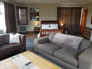 Stay@67 Apartments - Dullstroom - Dullstroom