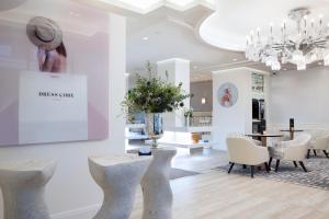 Hotels Hotel Dress Code : photos des chambres