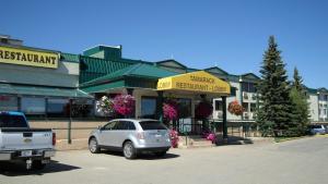 Tamarack Motor Inn