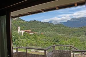 Villetta Ulivi CA7 sun terrace by Gardadomusmea