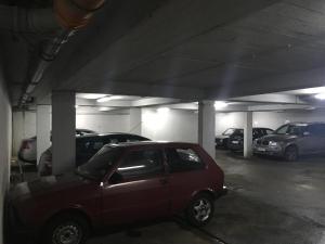 MS - Downtown with Free Parking Space