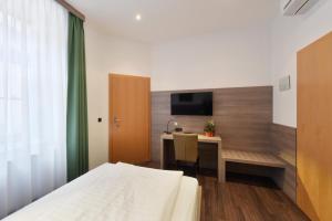 Single Room room in Hotel Lucia