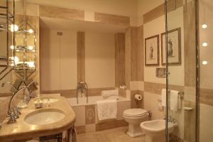 Prestige Deluxe Double Room room in Villa Spalletti Trivelli - Small Luxury Hotels of the World