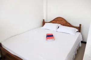 Sunshine Guest - Madihe East