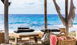Kymata Bohemian Beach Resort Kefalloniá Greece