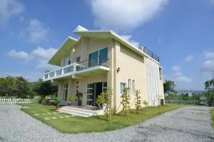 Dong Fong B&B - Jung-yüchih-chia