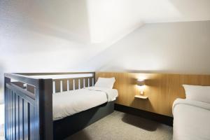 Hotels B&B HOTEL Lyon St Priest : Chambre Quadruple