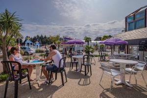 Campings Village Camping La Roseraie : photos des chambres