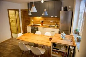 Apartments Laznica - Šebrelje