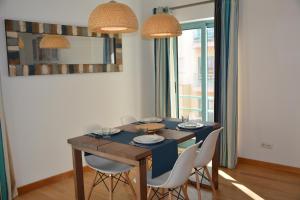 Beautiful Apartment In Albufeira Marina