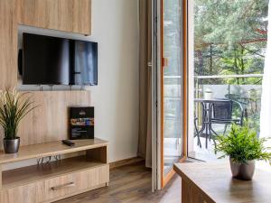 Two-Bedroom Comfort Apartment with Forest View room in Apartamenty Marina Jastrzębia Góra