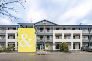 BB HOTEL Grenoble Université