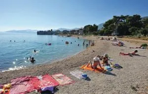 Apartment Park - Kastel Gomilica