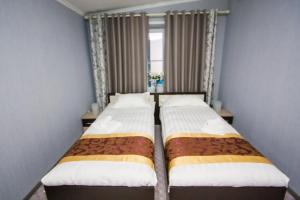 Quadruple Room without Window room in Hotel Solar