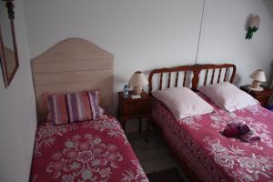 B&B / Chambres d'hotes Yec'Hed Mat : Chambre Triple