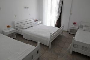 Armadoros Hotel / Ios Backpackers Ios Greece