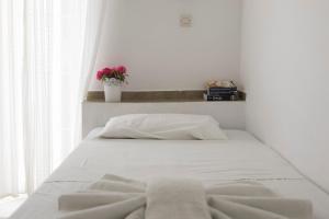 Armadoros Hotel / Ios Backpackers Ios Greece