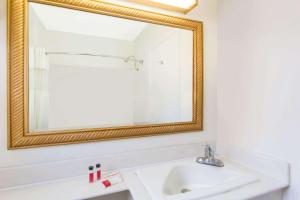 Suite with Two Queen Beds - Non-Smoking room in Travelodge by Wyndham Williams Grand Canyon