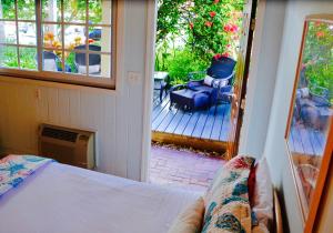 Deluxe Double or Twin Room room in Sea Turtle Inn