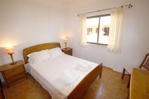 Apartment on the beach Dona Ana by amcf