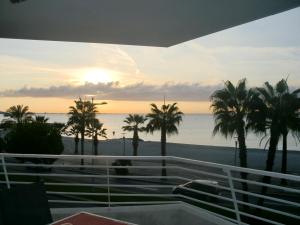 appartement vue mer "le chantilly" cagnes sur mer